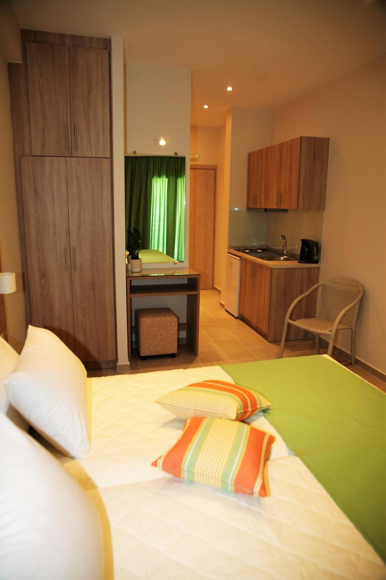 Alexander Aparthotel Agios Gordios  Exterior photo