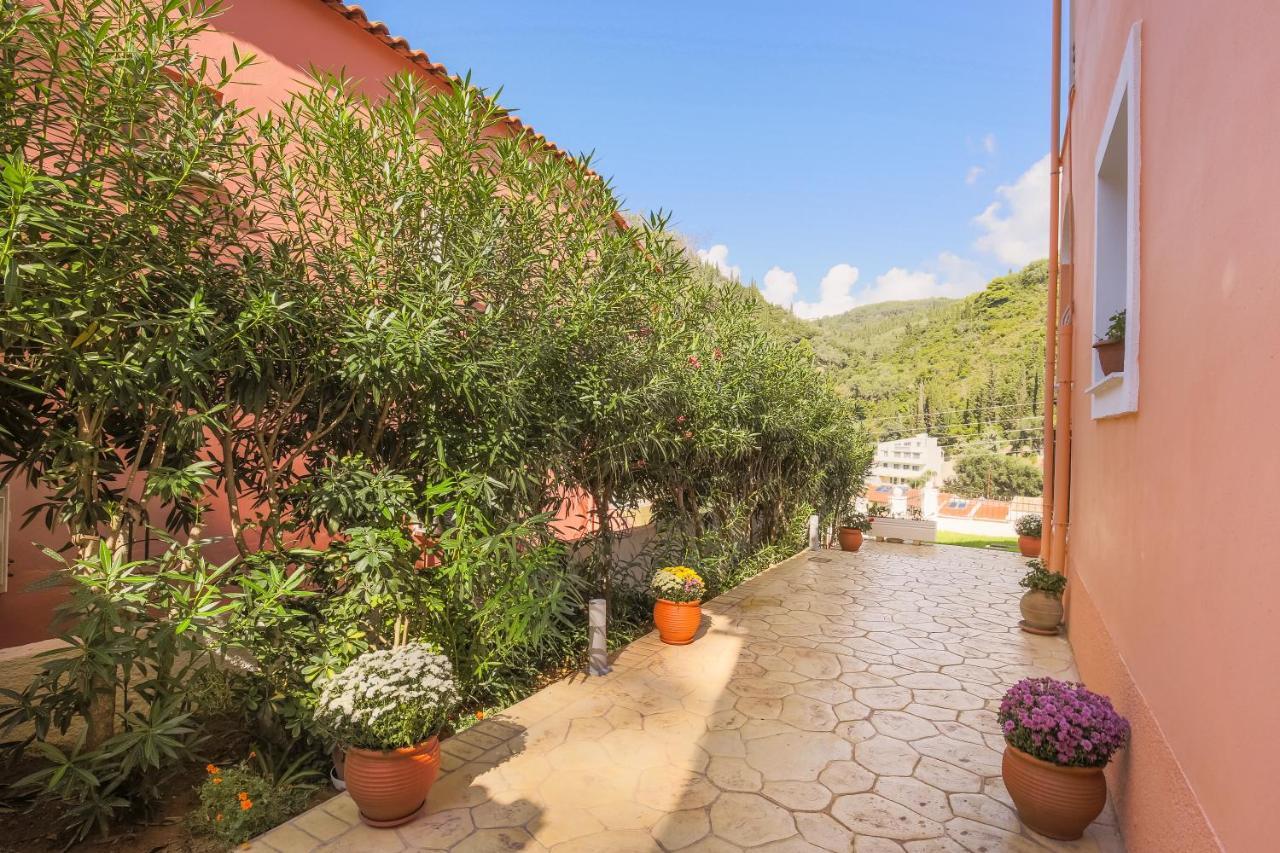 Alexander Aparthotel Agios Gordios  Exterior photo
